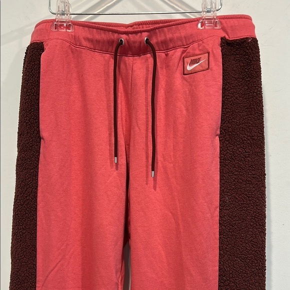 Nike Sportswear Jogger sweatpants pink maroon Sherpa Joggers pants large women’s - Picture 5 of 6